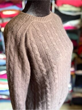 Classic Cable Knit Women's Cashmere Sweater - Chocolate Brown